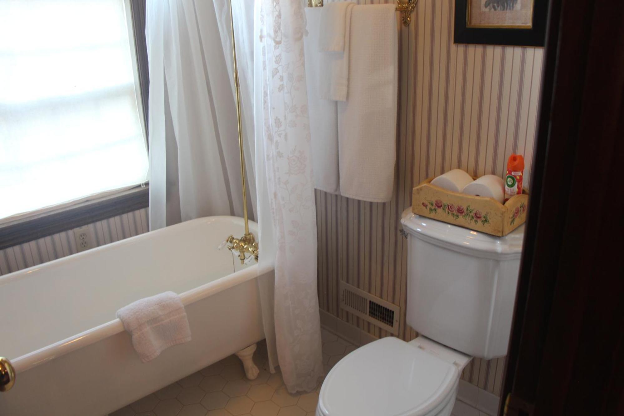 Apple Crest Inn Gentry Экстерьер фото